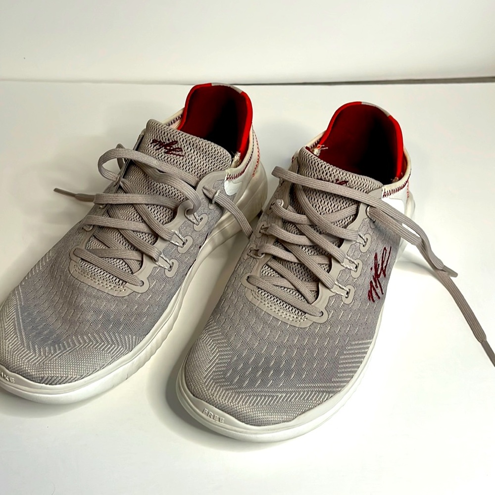 Nike Women’s RN Free 2018 International Women’s Day Gray Running Shoes Size 8,5